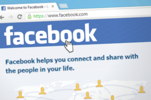 Online Geld Verdienen mit Facebook
